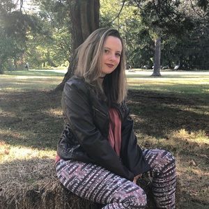 Meet your Posher, Diana